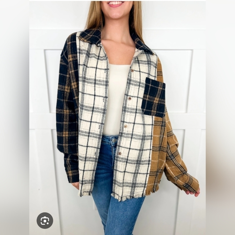 Mello Los Angeles Shacket Small New outdoor farmhouse casual fall contemporary